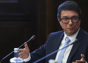 Direção do SNS promete contratos para médicos tarefeiros