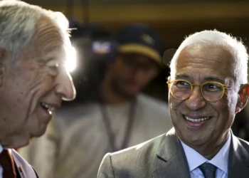 “Não deve voltar a passar-se”: Marcelo defende apuramento do caso das escutas a António Costa