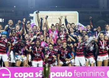 Flamengo goleia Grêmio e conquista Copinha Feminina