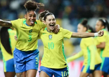 Seleção feminina fecha 2025 com goleada de 5 a 0 sobre Portugal
