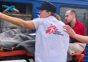 Ataques contra instalações médicas em cenário de guerra atingem níveis recorde