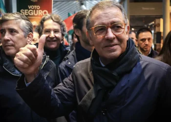 Montenegro não quis escolher entre Ventura e Seguro, mas personalidades da Direita anunciam apoio ao socialista