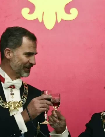 À terceira é de vez. Marcelo em Espanha para visita curta, mas “muito simbólica”