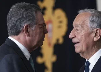 Marcelo já não volta às zonas afetadas e deixa terreno para Seguro