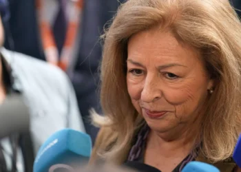 “Aprecio a moderação, detesto os radicalismos.” Leonor Beleza vota “sem reservas” em Seguro