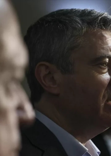 Carneiro considera que Luís Neves será “personalidade forte” em “Governo frágil”